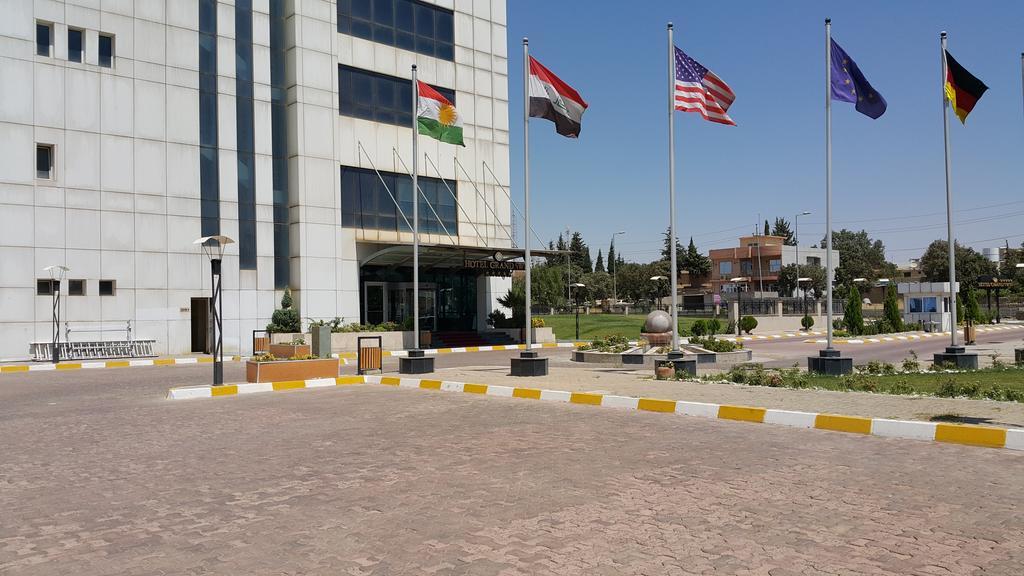 Hotel Grand Swiss Erbil Exteriör bild