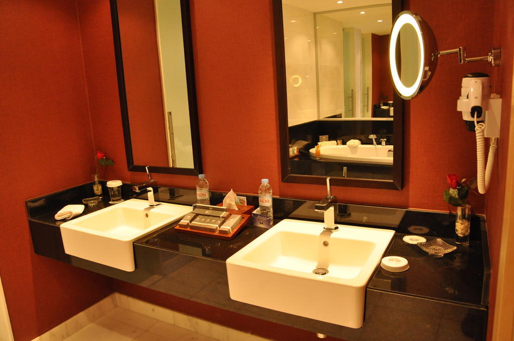 Hotel Grand Swiss Erbil Rum bild