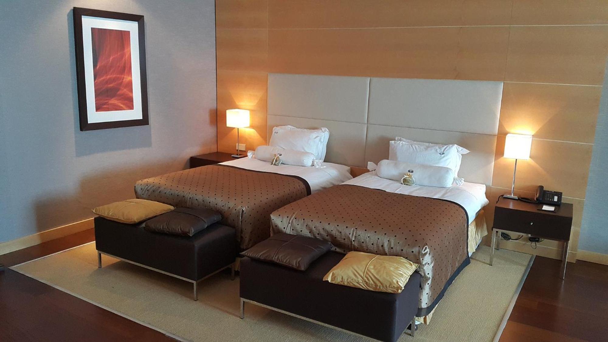 Hotel Grand Swiss Erbil Exteriör bild