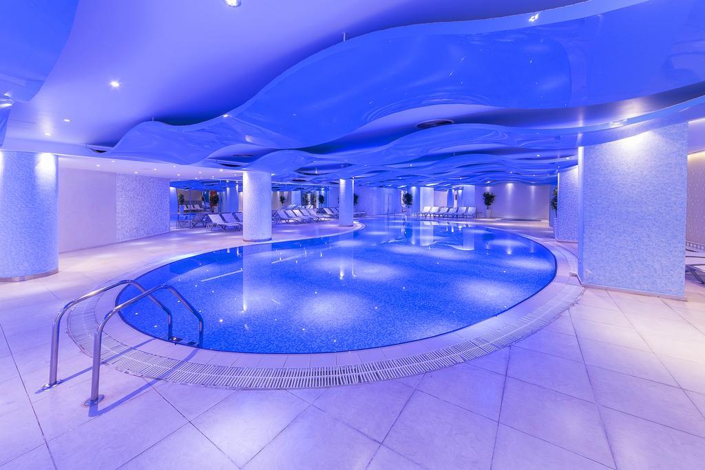 Hotel Grand Swiss Erbil Exteriör bild