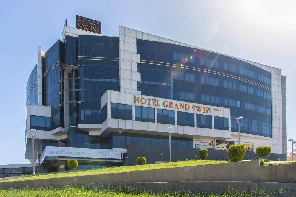 Hotel Grand Swiss Erbil Exteriör bild